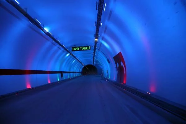 137 Yıllık Hayal Gerçekleşti! Ovit Tüneli Ulaşıma Açıldı