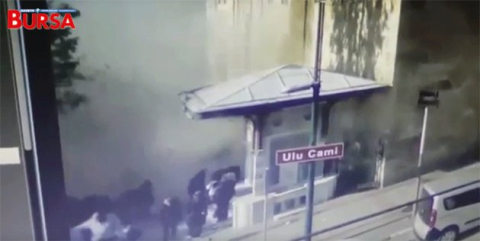 İşte Ulucami'deki patlama anı!