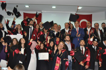 İnegöl İşletme Fakültesi ilk mezunlarını verdi