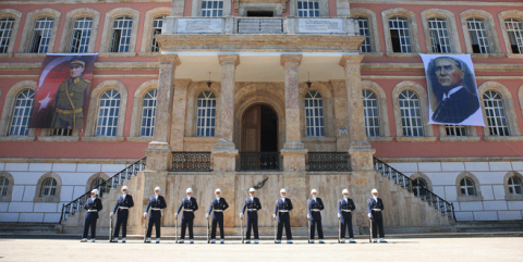 Işıklar tarih oldu