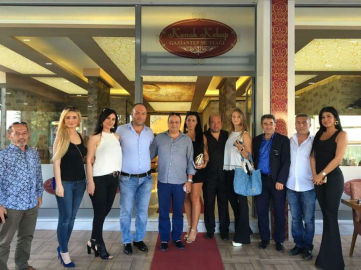 Bursa'da Demokrasi için El Elele Defilesi!