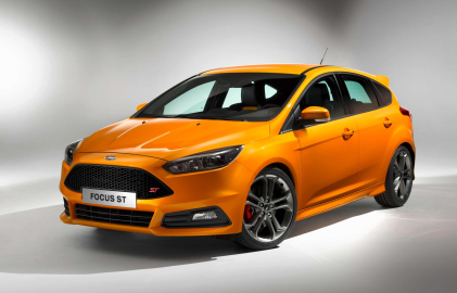 Ford’da spor otomobil heyecanı devam ediyor... Performans, tasarım ve verimlilik: Ford Focus ST ve Fiesta ST