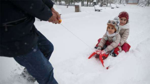 Bursa'da okullara kar tatili! (Bursa’da 9 Ocak Pazartesi günü okullar tatil)