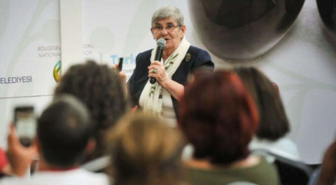 Canan Karatay'dan zayıflama formülü: "Her gün 30-40 tane yiyin..."