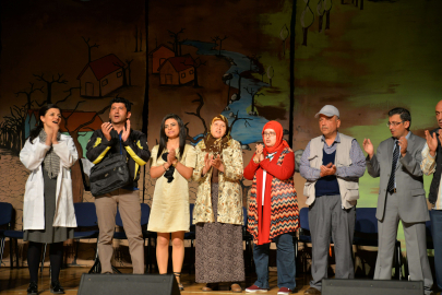 Psikoz hastalarına tiyatrolu tedavi