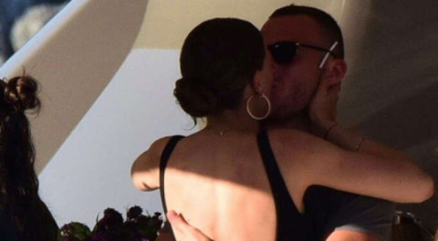 Serenay Sarıkaya'ya doğum günü sürprizi