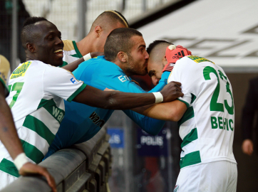 Bursaspor, Antalyaspor'u rahat geçti