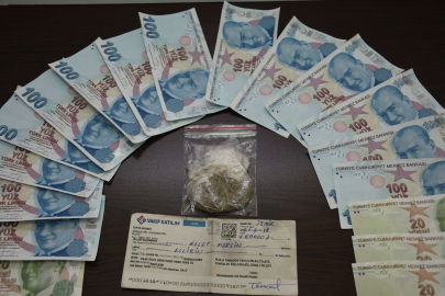 Savcı kimliği ile cezaevine girmeye çalışırken tutuklandı