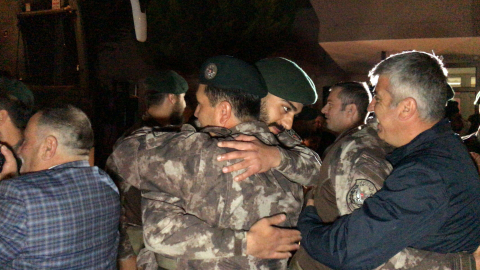 Afrin’den dönen Özel Harekatlar sevinç gözyaşlarıyla karşılandı