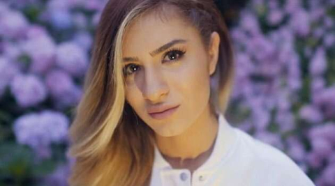 Feride Hilal Akın Kimdir? Albümleri ve Şarkıları. Oynadığı Tüm Diziler