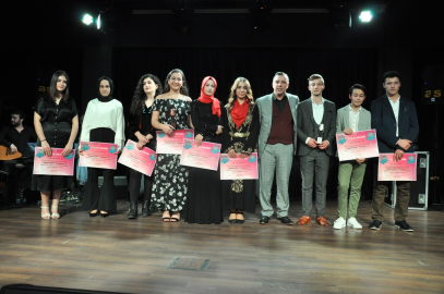 İnegöl’ün Sesi, Zeki Konukoğlu Anadolu Lisesinden Nazlıcan Atan Oldu