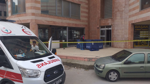 13'üncü kattan atlayan Azeri kadın öldü, cebinden intihar notu çıktı