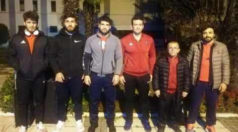 Grekoromen Güreş Milli Takımı, Moskova’dan dört madalya ile dönüyor