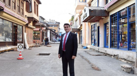 Dündar: “Kayhan Çarşısı’nı Canlandırıyoruz”