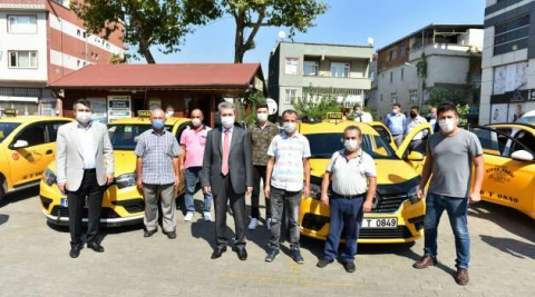 BAŞKAN YILMAZ, ESNAFIN YANINDA