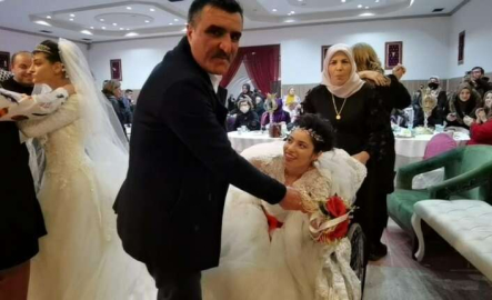Engelli genç kızların gelinlik hayali gerçek oldu