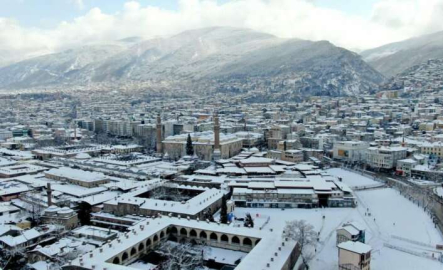 Bursa’nın simge yerlerinden kar manzaraları