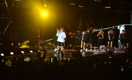 Edis ve Gazapizm Bursalıları coşturdu