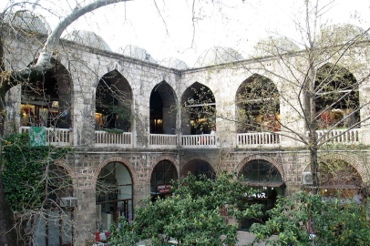 Yüzyıllara meydan okuyan yapı: Kozahan Şadırvanı