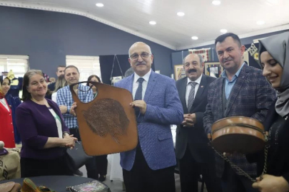 Seyit Ali Büyük’ten Yıldırım Halk Eğitim Merkezi'ne ziyaret