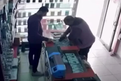 Bursa'da esnafı ticarete küstüren dolandırıcı kamerada
