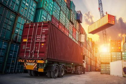 İhracat depreme rağmen 21,7 milyar dolar ile rekor kırdı