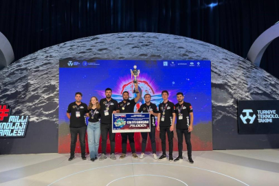 Bursa’ya kupalarla döndüler