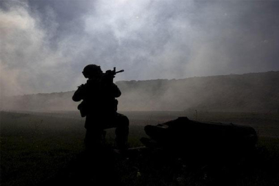 Bakan Yerlikaya: "3 terörist etkisiz hale getirildi"