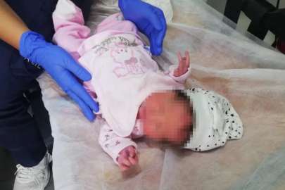 1 haftalık bebeği su kanalına bırakan annesiymiş