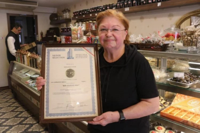 Bursa'daki bu pastane, neredeyse Cumhuriyet ile yaşıt