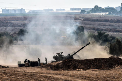 İsrail’den Gazze’ye yönelik topçu atışları görüntülendi