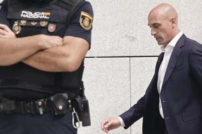 FIFA’dan Luis Rubiales’e 3 yıllık ceza