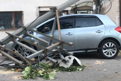 Bursa'da lodos hayatı felç etti