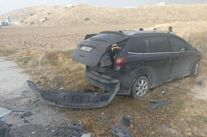 İki otomobilin çarpıştığı kazada 8 kişi yaralandı