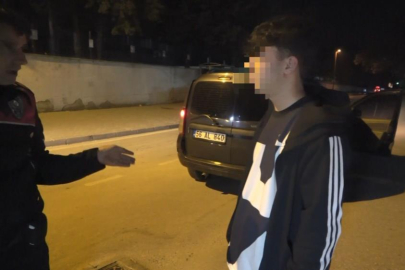 Bursa'da 16 yaşındaki sürücü hem jandarmayı, hem polisi peşine taktı