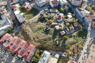 Bu mahallenin üstü ikamet altı tarih