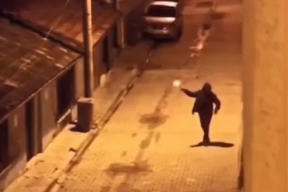 Bursa'da sokakta rastgele ateş eden maganda aranıyor