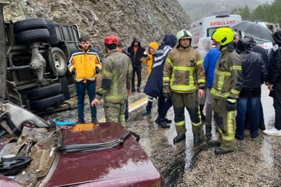 Bursa’da otobüs otomobille çarpıştı: 1 ölü, 5 yaralı