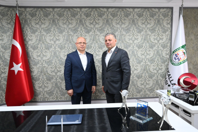 AK Parti Bursa'dan Bursa Bakkallar Esnaf Odası’na ziyaret