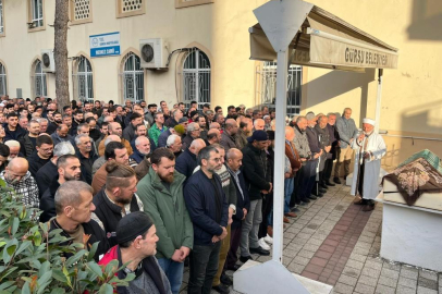 Bursa'da servis otobüsünün çarptığı 21 yaşındaki Esra'ya acı veda