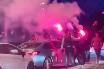 Bursa'da yolu kapatan düğün konvoyları kameralara yansıdı