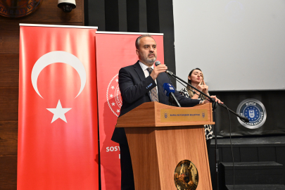 Bursa'da engeller sevgiyle aşılıyor