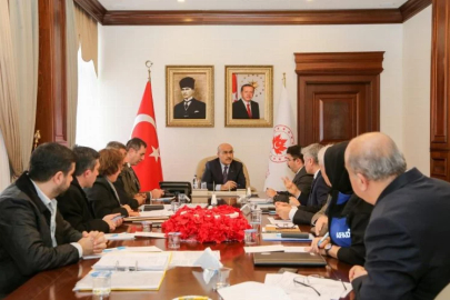 Vali Demirtaş'tan deprem açıklaması..."Hiçbir sıkıntı yok"