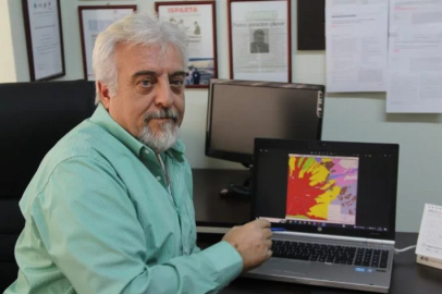 Bursa'daki depremde cep telefonlarına gelen uyarıyla ilgili uzmanından açıklama