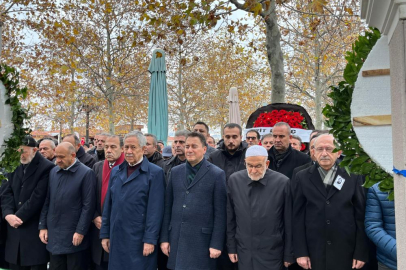 Babacan’ın annesi son yolculuğuna uğurlandı