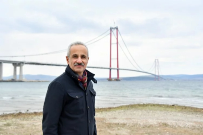 Bakan Uraloğlu: “Dünyada yılın en iyi projesi 1915 Çanakkale Köprüsü oldu”