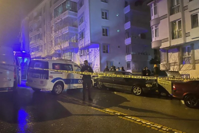 Kız arkadaşını vurup intihar etti