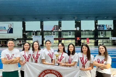 Eskişehirli yüzücüler Türkiye 3'üncüsü oldu