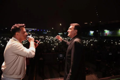 On binler Osmangazi Meydanı’nda buluşmaya devam ediyor