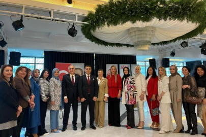 AK Parti Nilüfer'de "Kadın Cumhuriyeti" ilan etti